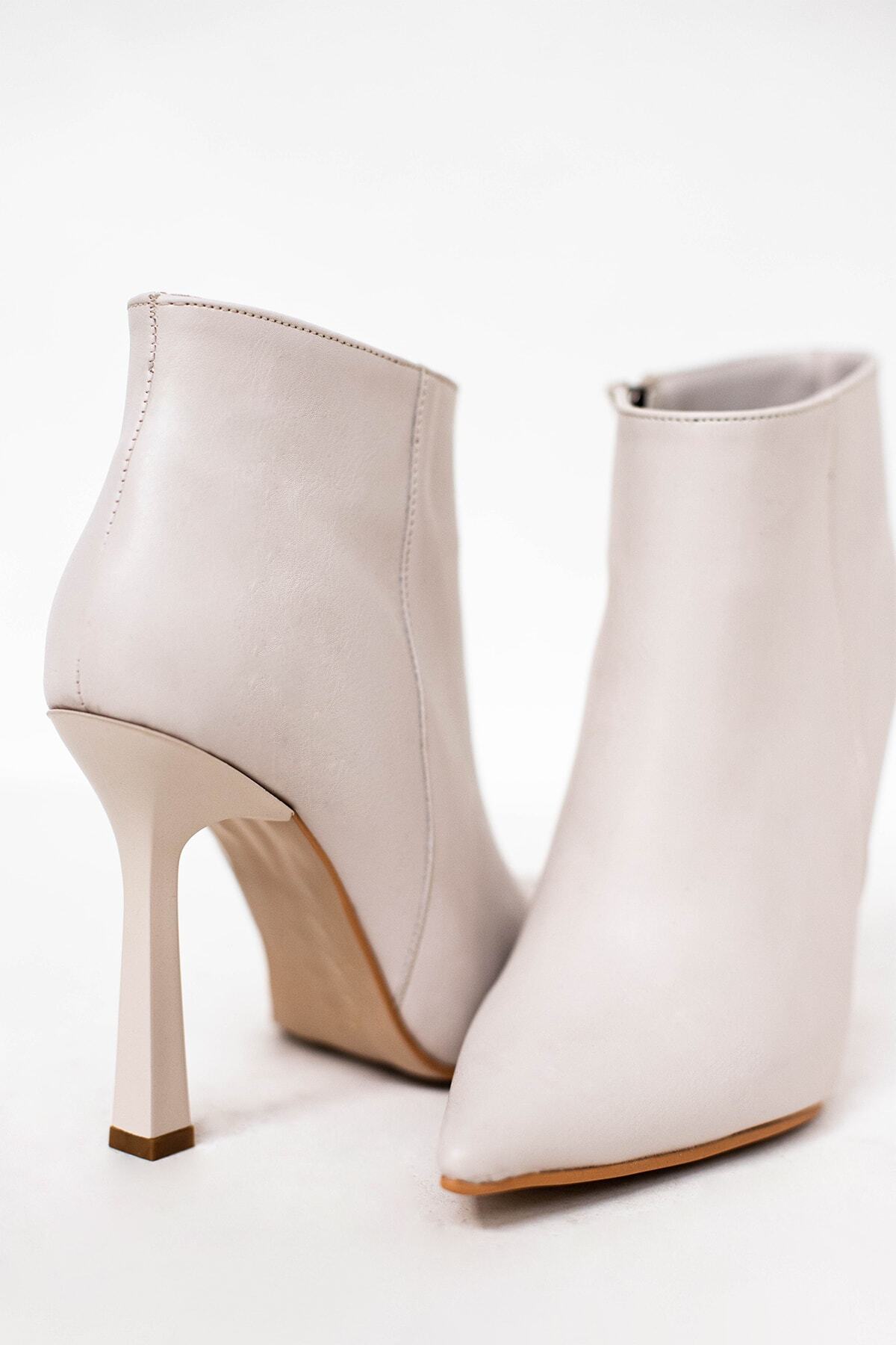 Evga Zarif Günlük Kadın Bot