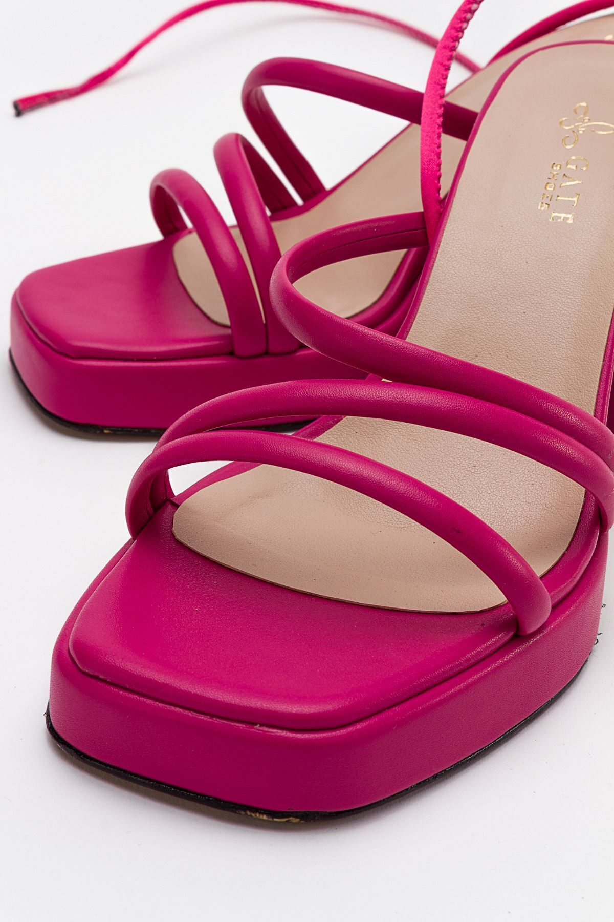 Kadın Bantlı ve İpli Platform Topuklu Kadın Sandalet Carisa Platform Gate Shoes-Fuşya