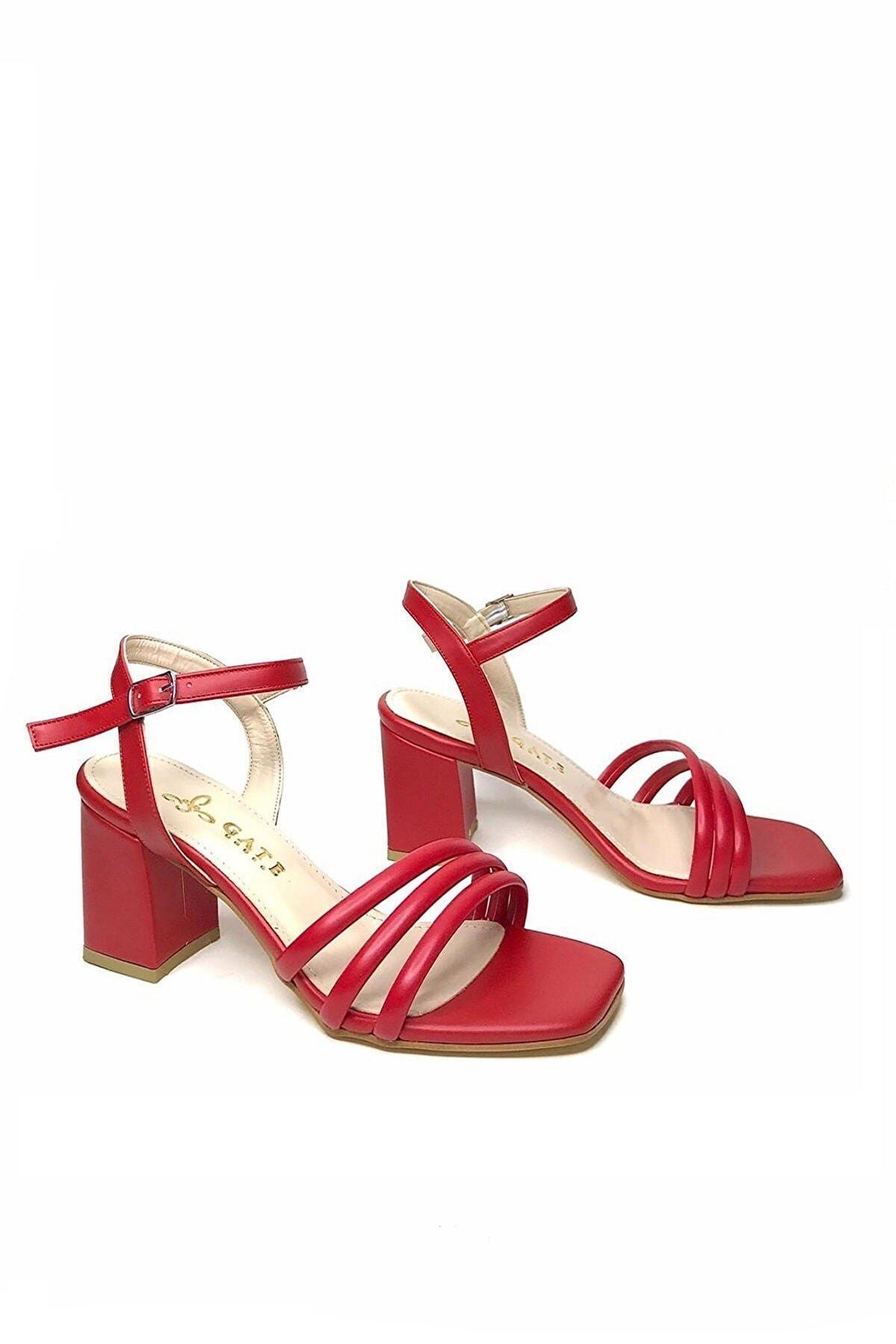 Luis Gate Shoes Kadın Kırmızı Bantlı 5 cm Topuklu Sandalet
