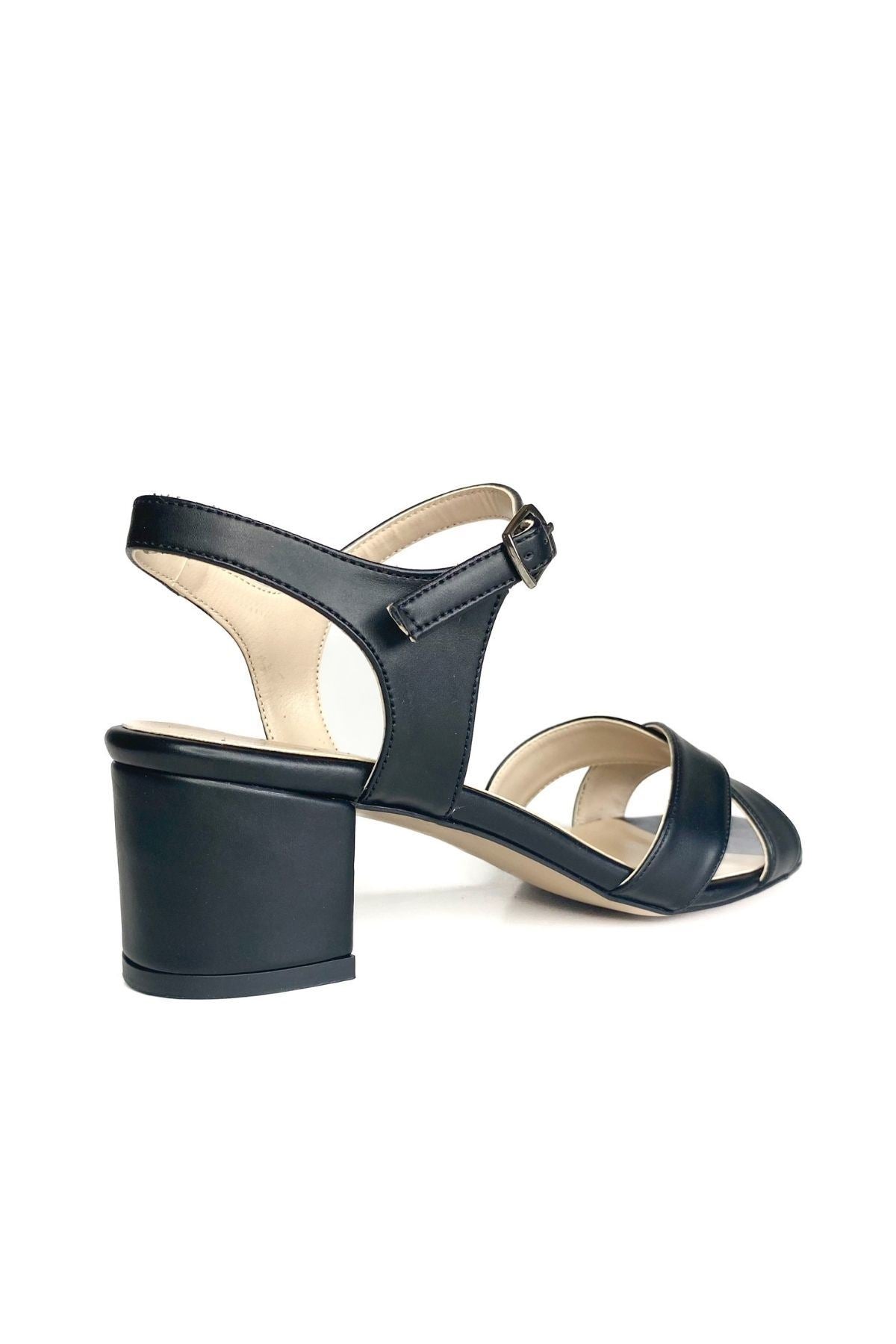 Çapraz Bantlı Bilekten Tokalı Kadın Sandalet Yolana Gate Shoes-siyah