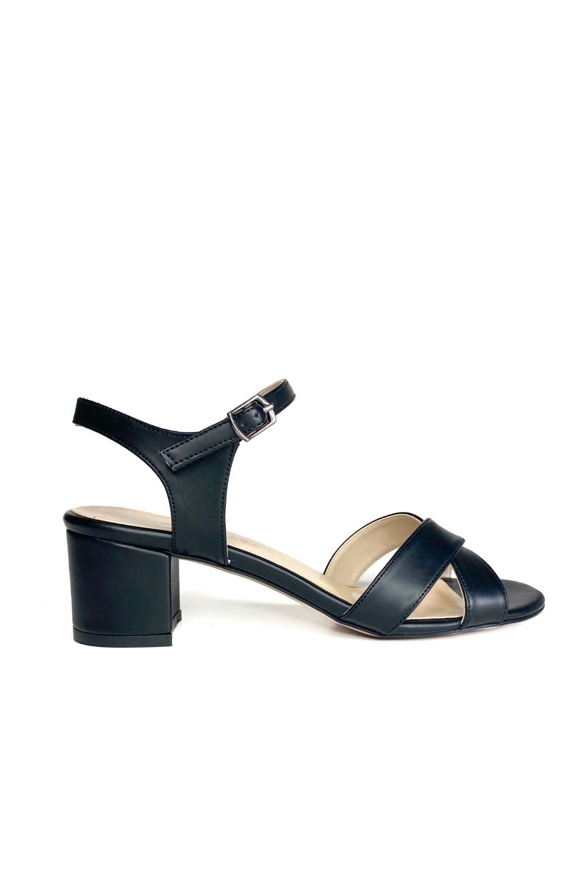 Çapraz Bantlı Bilekten Tokalı Kadın Sandalet Yolana Gate Shoes-siyah