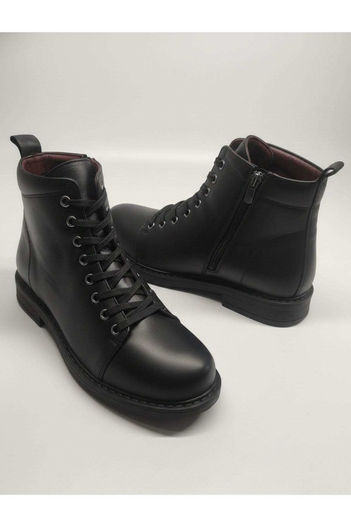 Kadın Siyah Hakiki Deri Bağcıklı Spor Bot