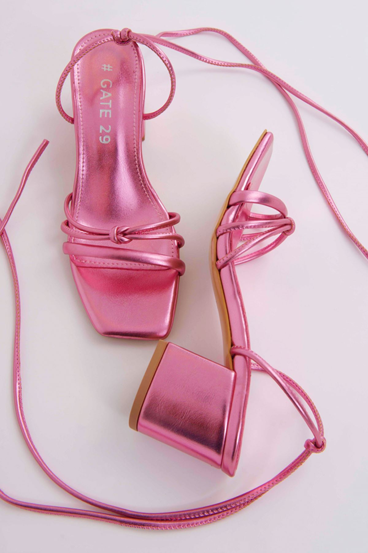 Çıkarılabilir Bağcıklı Rahat Topuklu Sandalet Terlik | Ella Gate Shoes-pembe