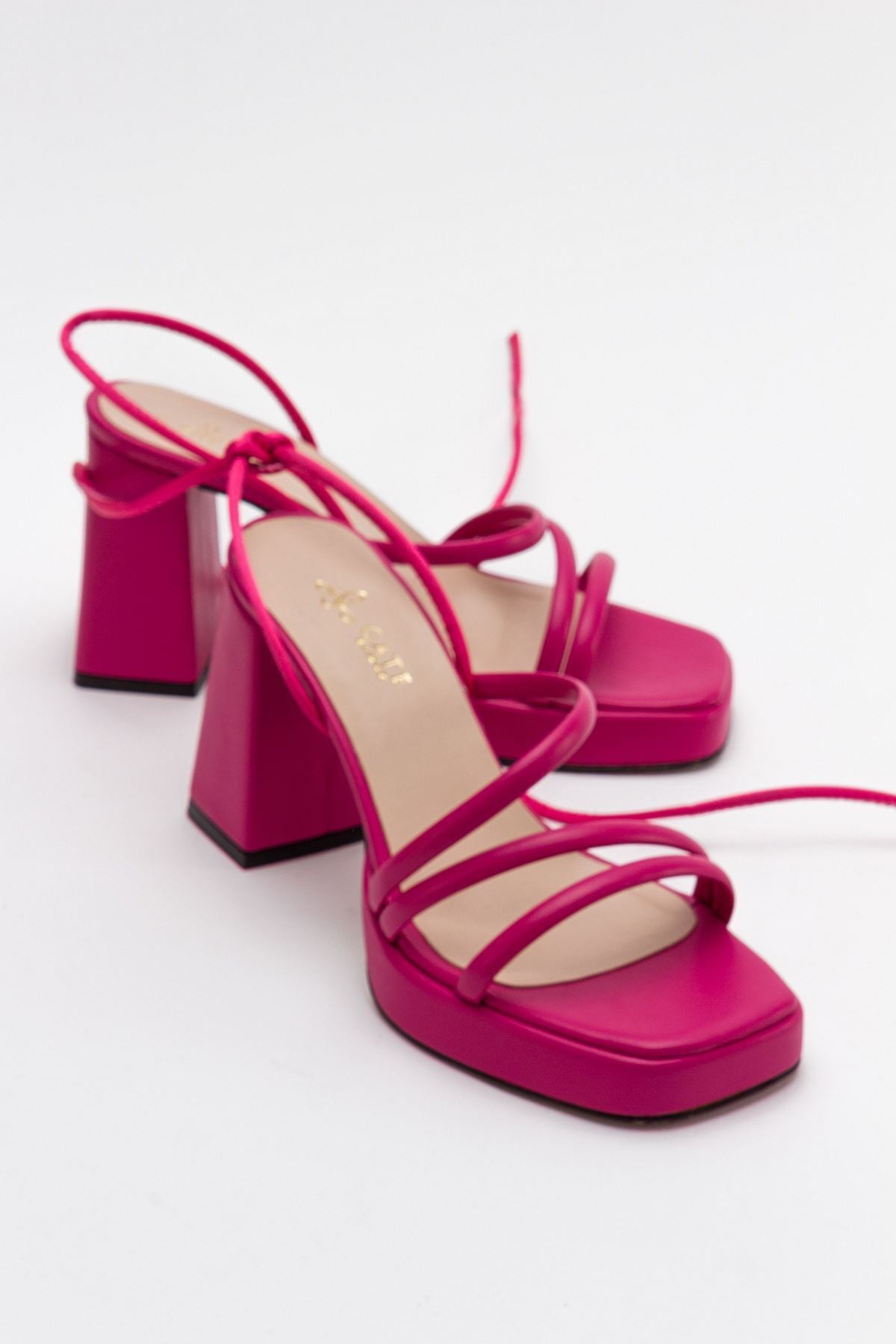 Kadın Bantlı ve İpli Platform Topuklu Kadın Sandalet Carisa Platform Gate Shoes-Fuşya